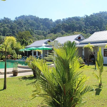 Villa Colina Khao Lak Rooms And Bungalows - Adults Only Экстерьер фото